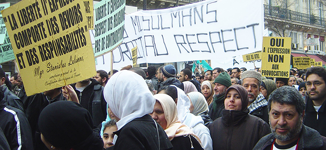 Foto av demonstrasjon mot Muhammed-karikaturer i Paris 2006